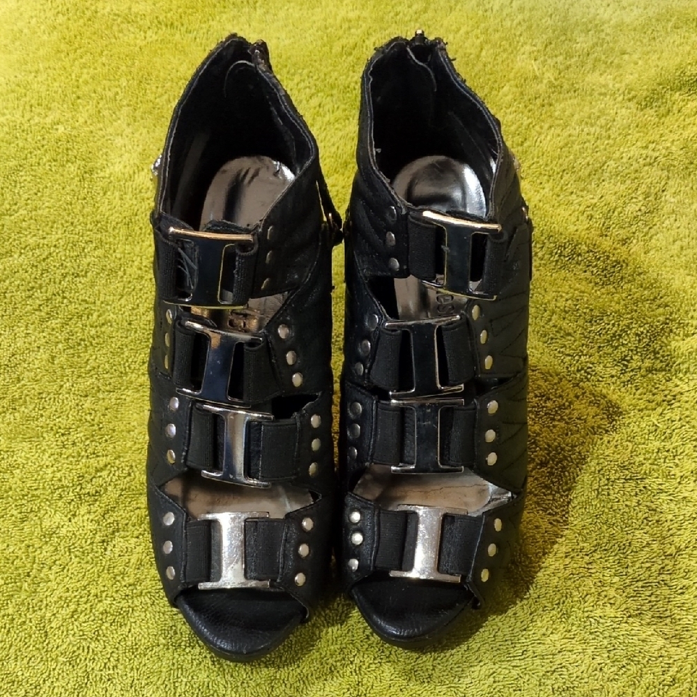 Pink Duchess Elegant Black Women's Heels with Buckle Details